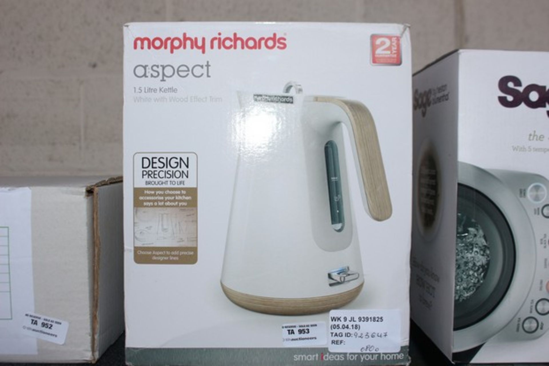 MORPHY RICHARDS ASPECTS 1.5LTR KETTLE RRP £80 (05.04.18) (923647)