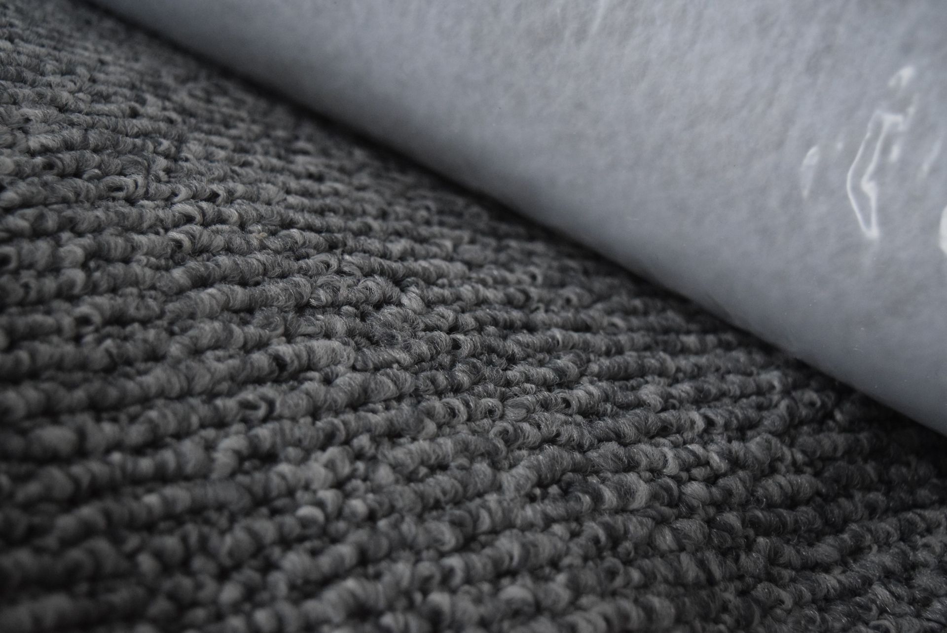 1 X ROLL OF DESIGNER JAVA CARPET SIZE 4 X 1.22M COVERS 4.88SQM RRP £82 429088