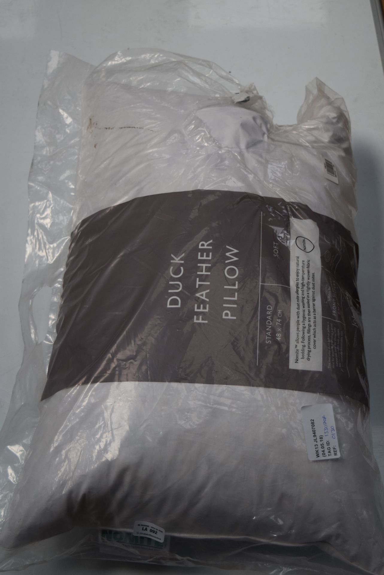 2 X DESIGNER PILLOWS COMBINED RRP £30 04.05.18