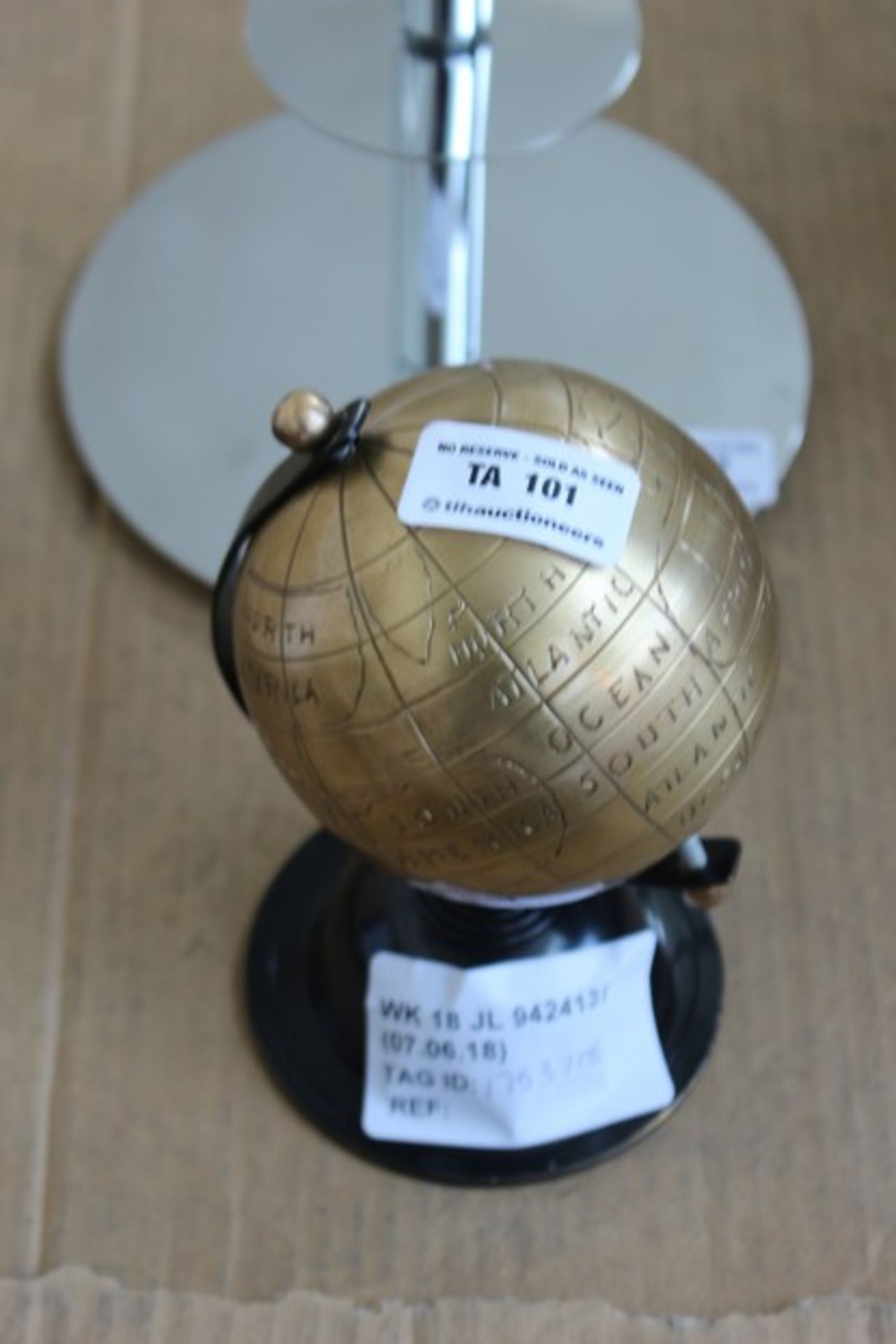 1X SMALL GLOBE OF THE WORLD RRP £20 (07.06.18) (1753718)