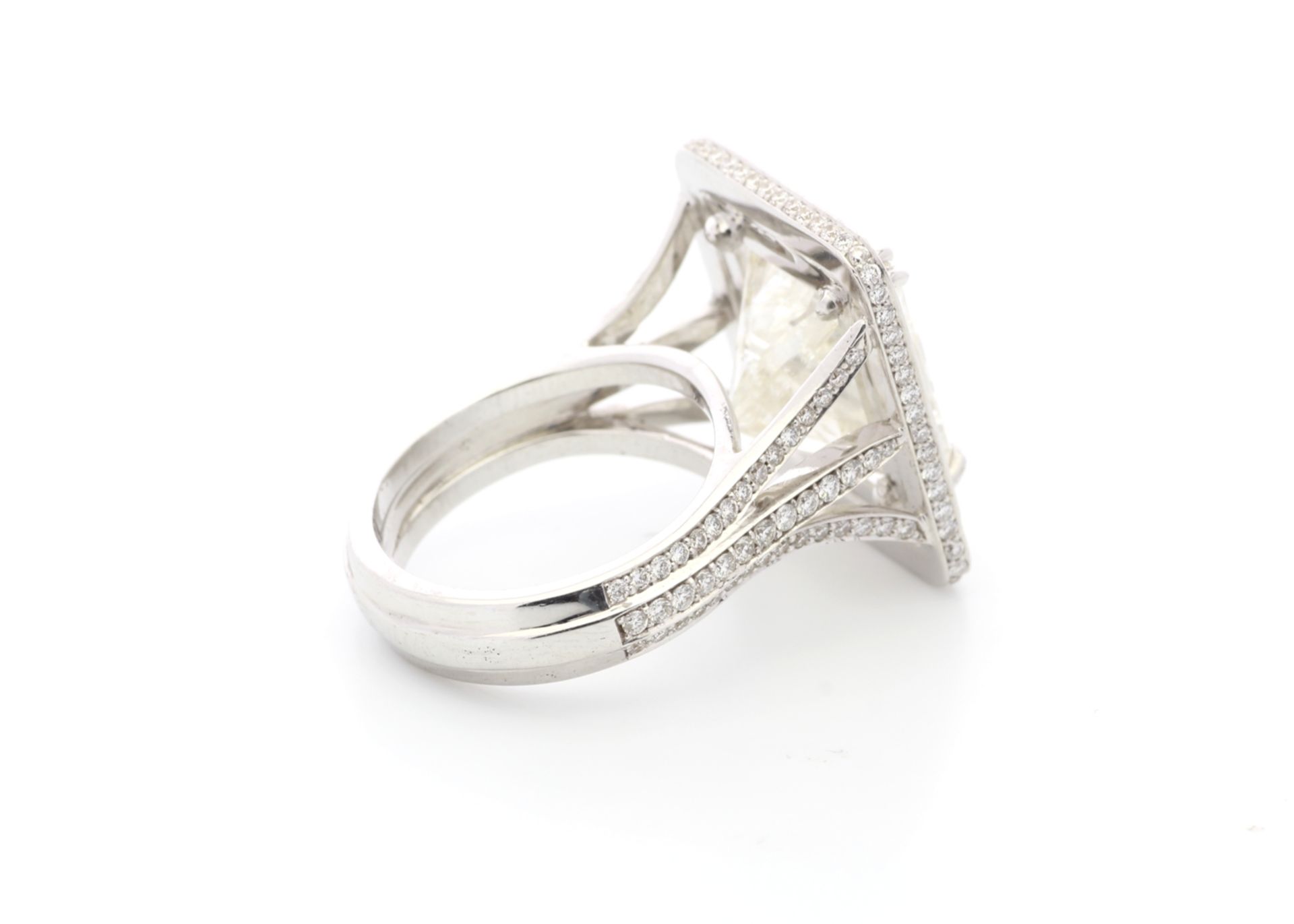 ***£593,298.20*** UNUSED - Certified by GIE 18ct White Gold Single Stone With Halo Setting Ring 10. - Image 2 of 6