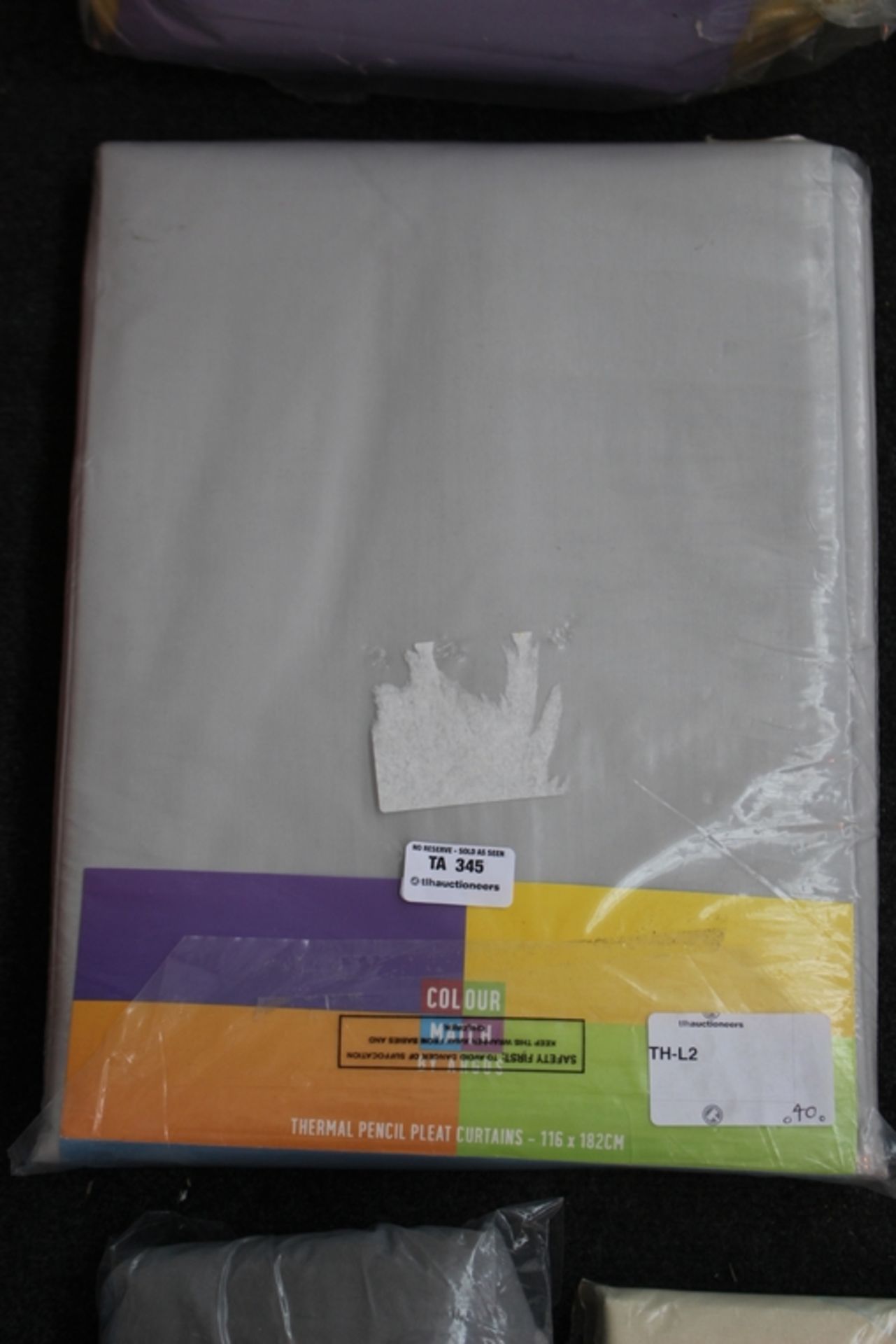 1X PAIR OF THERMAL PENCIL PLEAT CURTAINS 116X182CM RRP £40