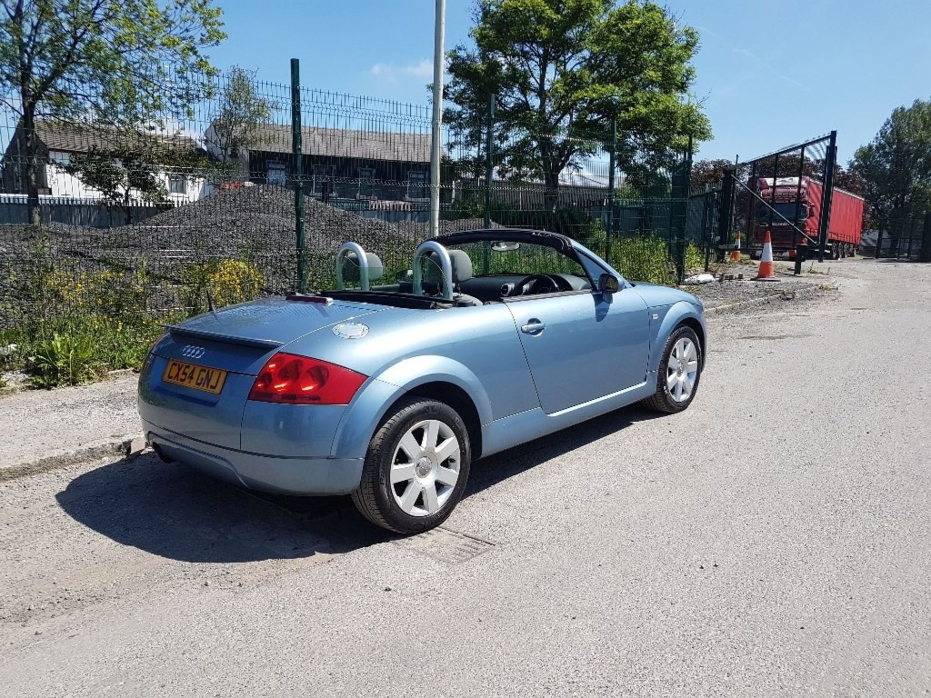 AUDI TT 1.8 T ROADSTER 2DR CONVERTIBLE, CX54 GNJ, 28.02.2005, PETROL, MILEAGE 129,416, MANUAL, 1.8L, - Image 8 of 22