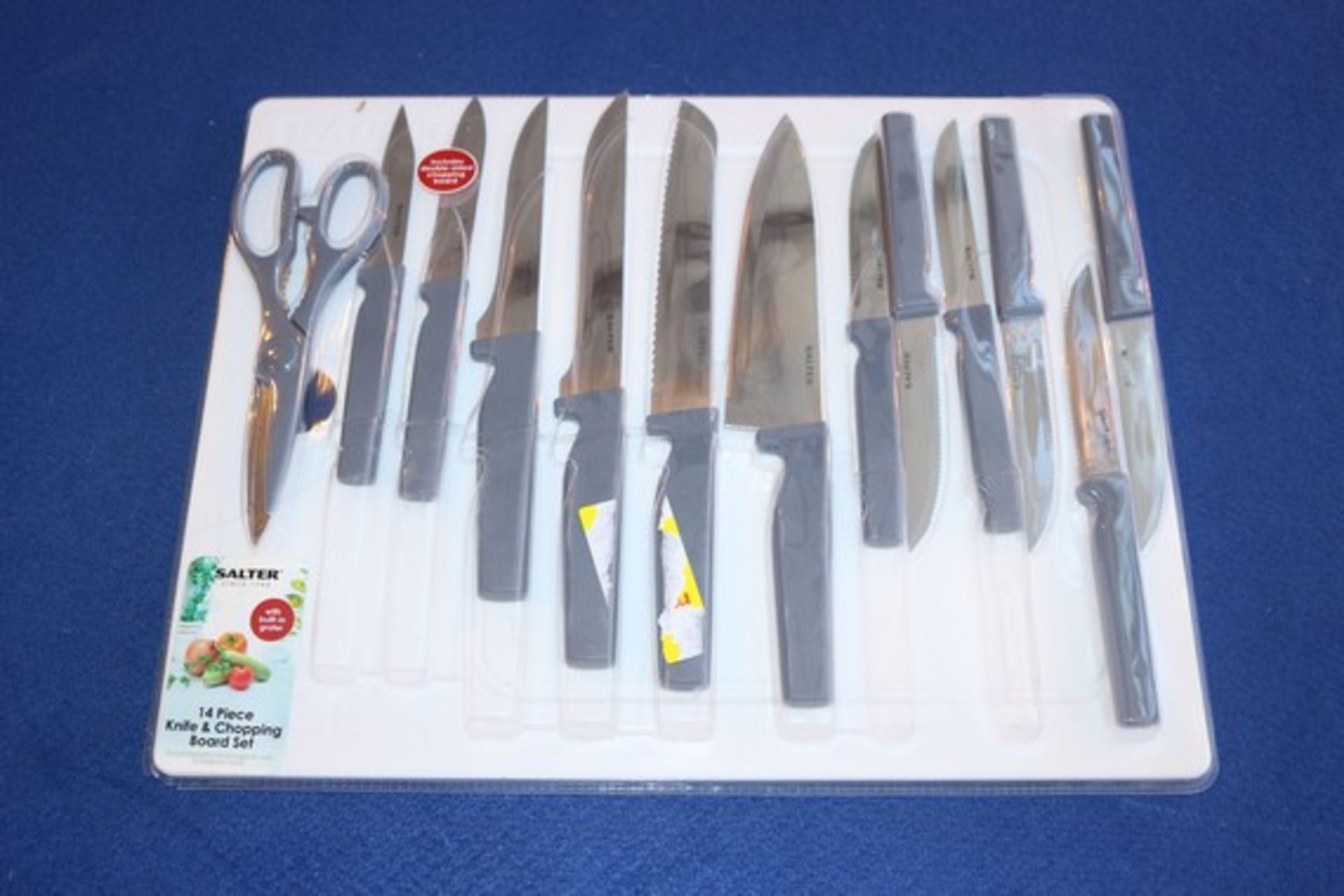 1 x SALTER 14 PIECE KNIFE AND CHOPPING BOARD SET *PLEASE NOTE THAT THE BID PRICE IS MULTIPLIED BY