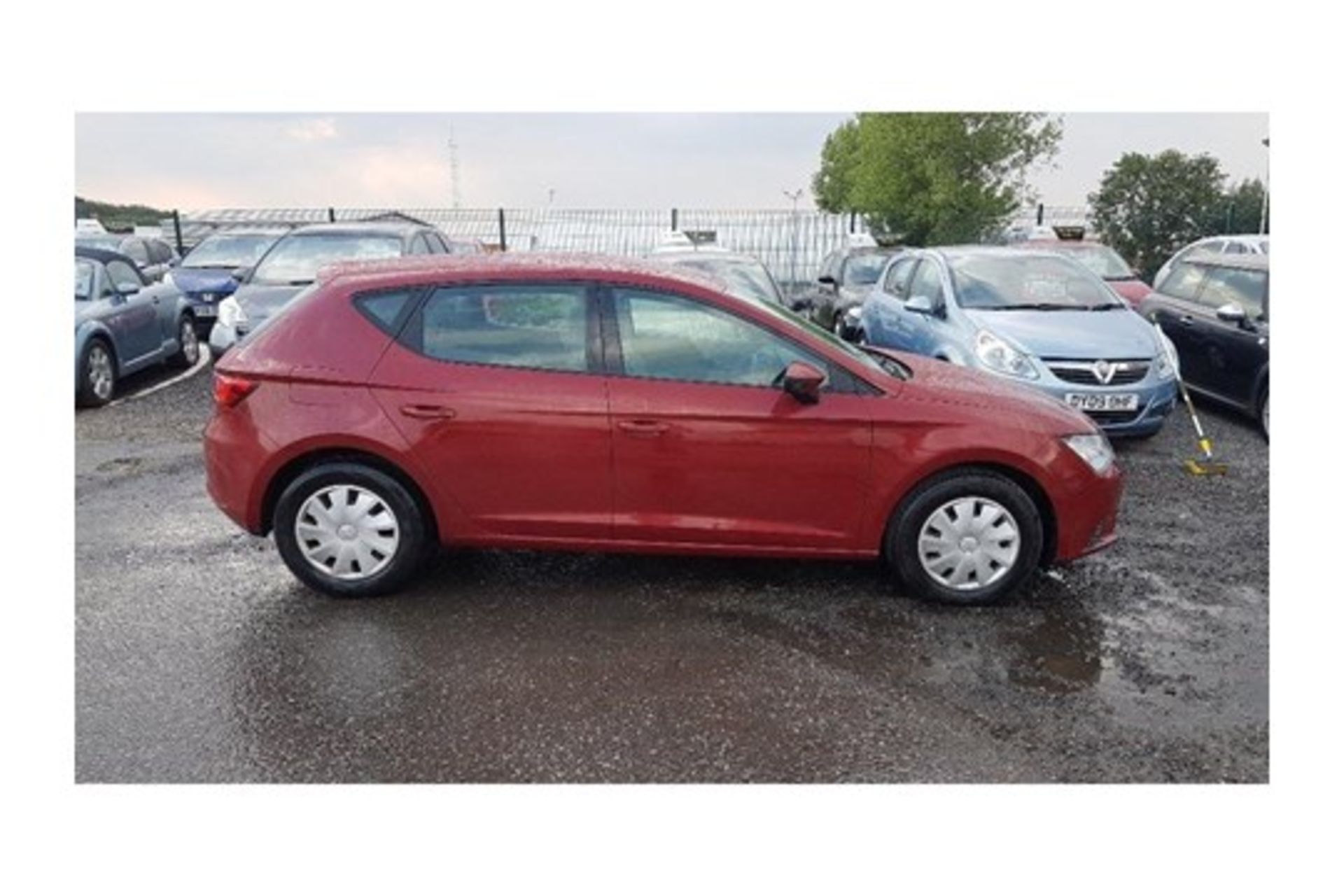 SEAT LEON 1.6 TDI CR S (S/S) 5DR, KM14 BYY, 03.04.2014, DIESEL, MILEAGE 30,789, MANUAL, 1.6L, MOT - Image 3 of 14