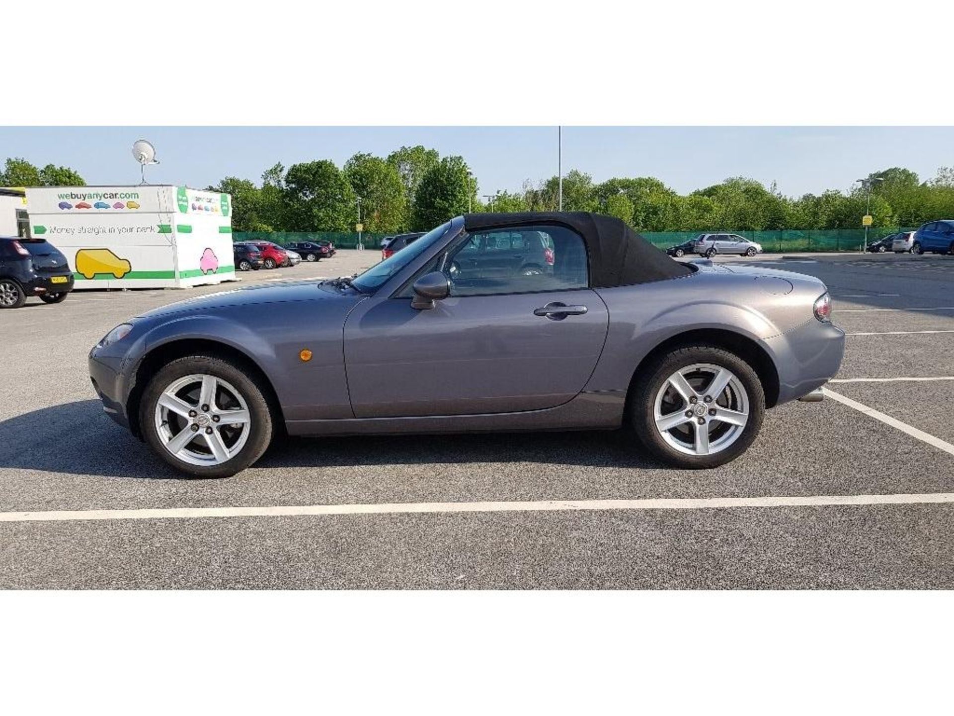 MAZDA, MX-5 CONVERTIBLE, FLO6 HCU, FIRST DATE OF REGISTRATION 31/03/18, 1.8 LITRE, PETROL, MANUAL, 2 - Image 2 of 9