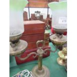 Twin branch table oil lamp with shades