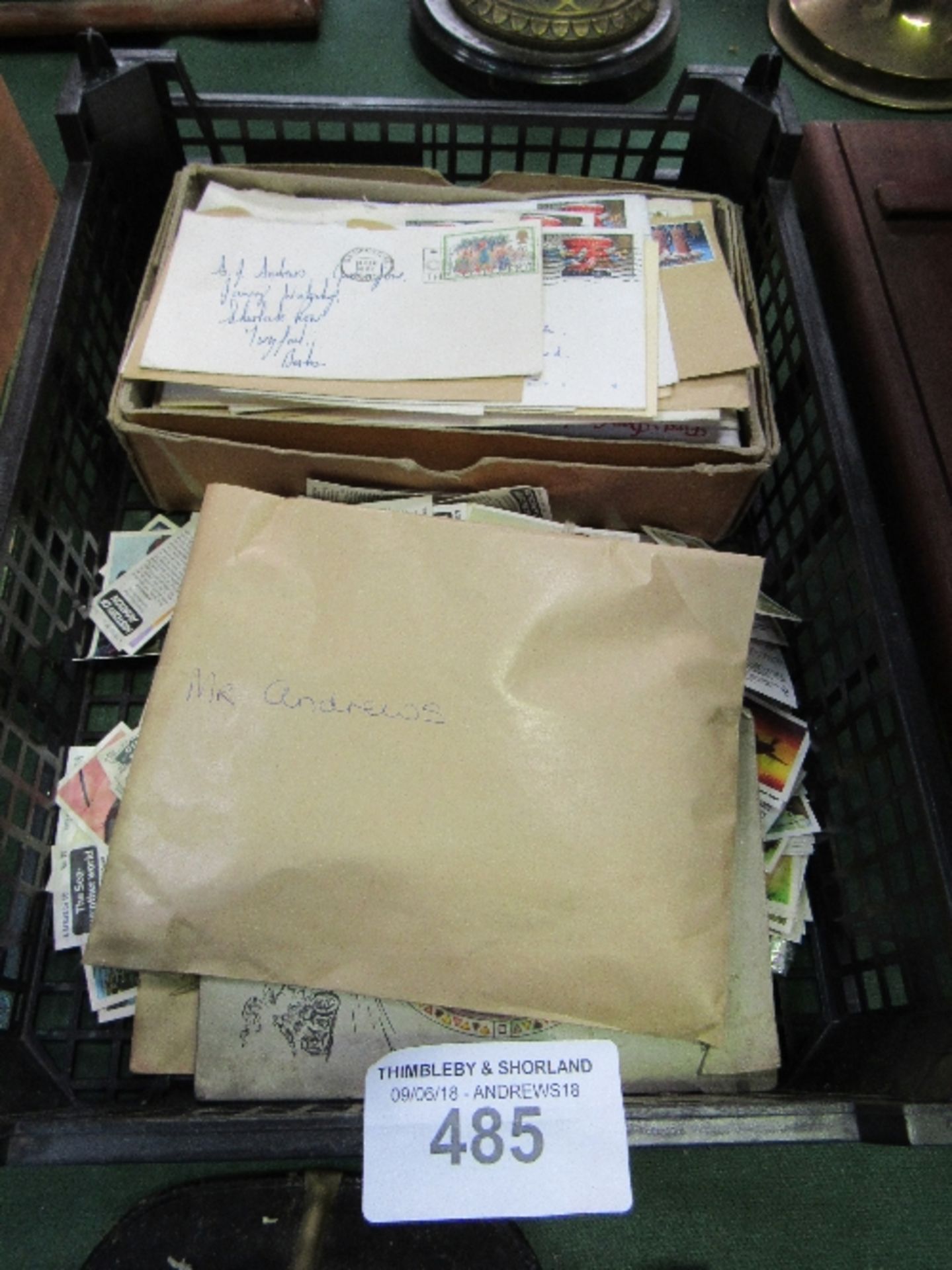 Assorted First Day Issue postage stamps & cigarette cards