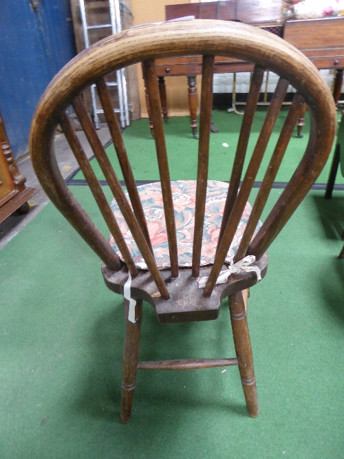 4 Windsor chairs - Image 5 of 8