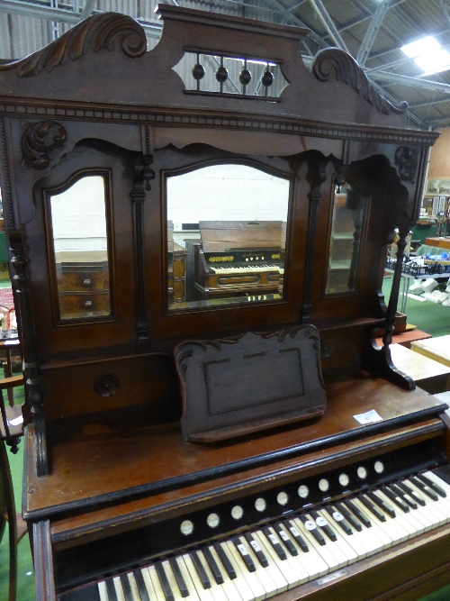 Chapel organ by the Boyd Organ Company, London, 40.5' x 38.5' x 22' - Image 4 of 4