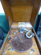 Atonia box table top gramophone