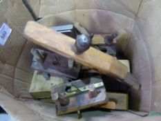 Large box of wooden planes, 3 artist's tins, a large wooden hand cramp & 2 empty wooden tool boxes