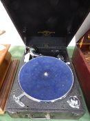 Columbia Viva-Tonal Grafonola portable gramophone No. 201 (arm broken)