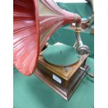 Horned table top gramophone