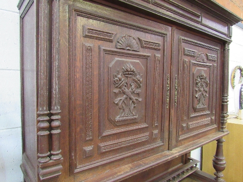 French carved oak dresser of 2 cupboards over 2 frieze drawers & double cupboard, 55" x 87" x 22" - Image 3 of 5