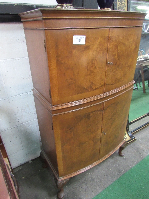 Walnut veneer cocktail cabinet, 28" x 58" x 15" - Image 2 of 4