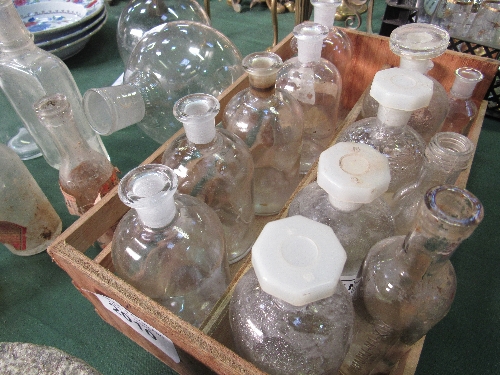 A qty of glass medical jars & a stone pestle & mortar - Image 2 of 3