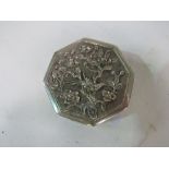 Chinese silver octagonal trinket box with hinged lid, marked to base, 5cm diameter, profusely