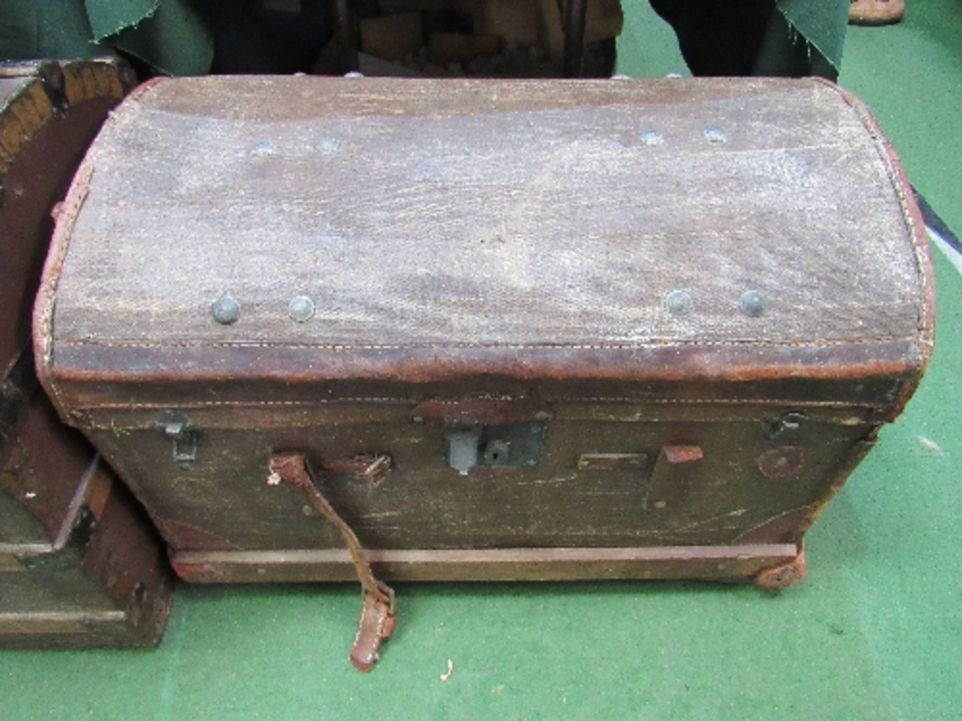 2 antique domed travel trunks, wood & leather bound with brass & bronze fittings, one with - Image 3 of 5