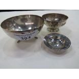 Small silver dish, London 1964, 1.4ozt; small silver repousse decorated dish, Sheffield 1868, 2.8