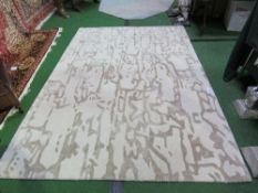 A M&S rug, 60% wool & 40% viscose, 160 x 230