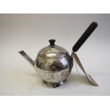 Britannia silver bullet-shaped lidded pot (tea/coffee/chocolate) with wooden handle, height to top