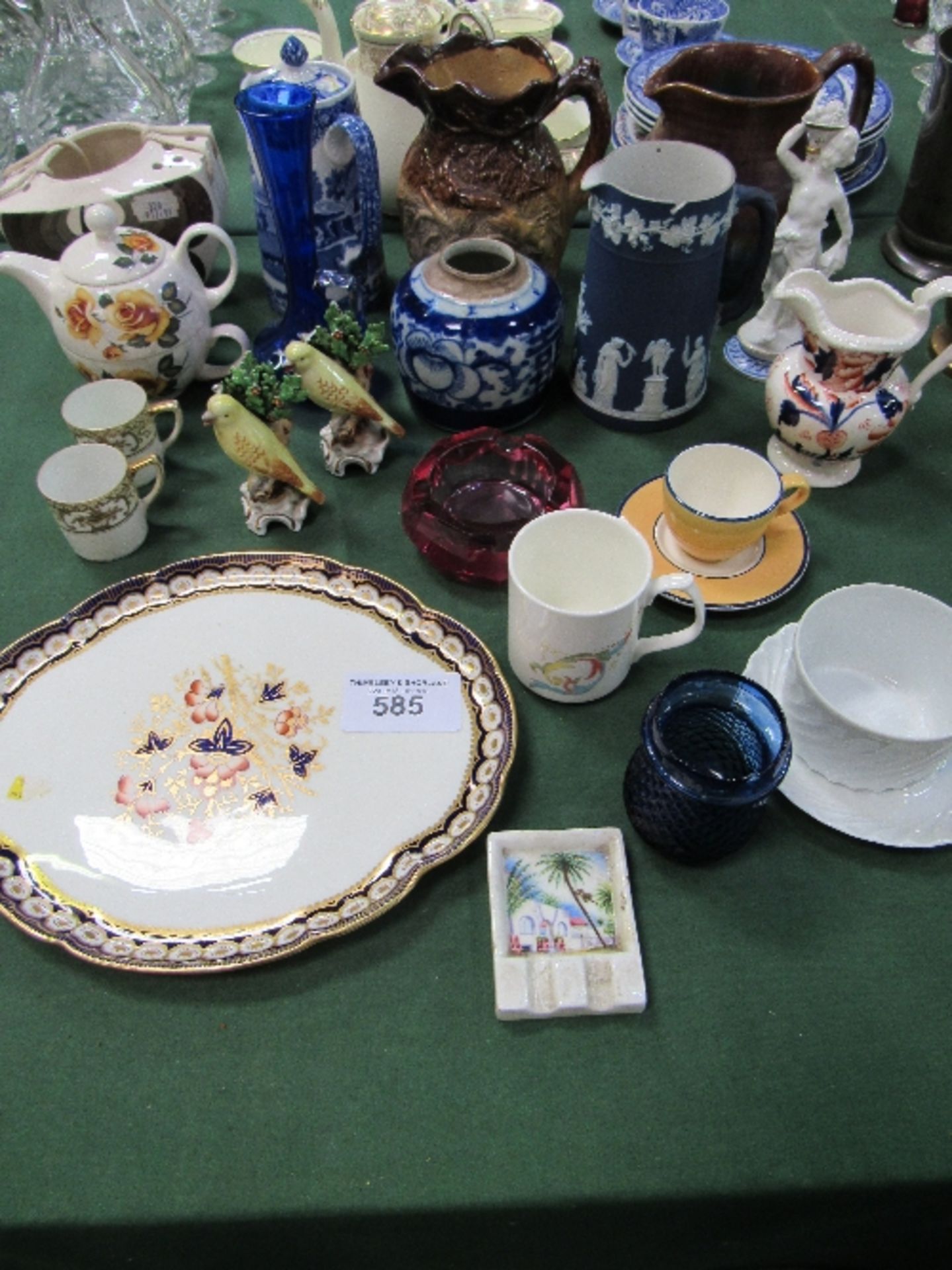 Qty of collectable china ware including Denby ware jug, Wedgwood & other items