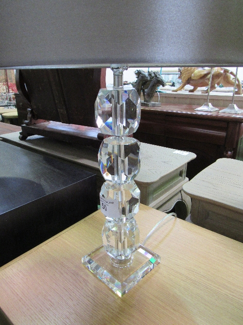 4 matching glass table lamps with shades - Image 3 of 7