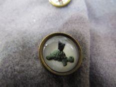 Waistcoat with a set of 6 Guinness buttons