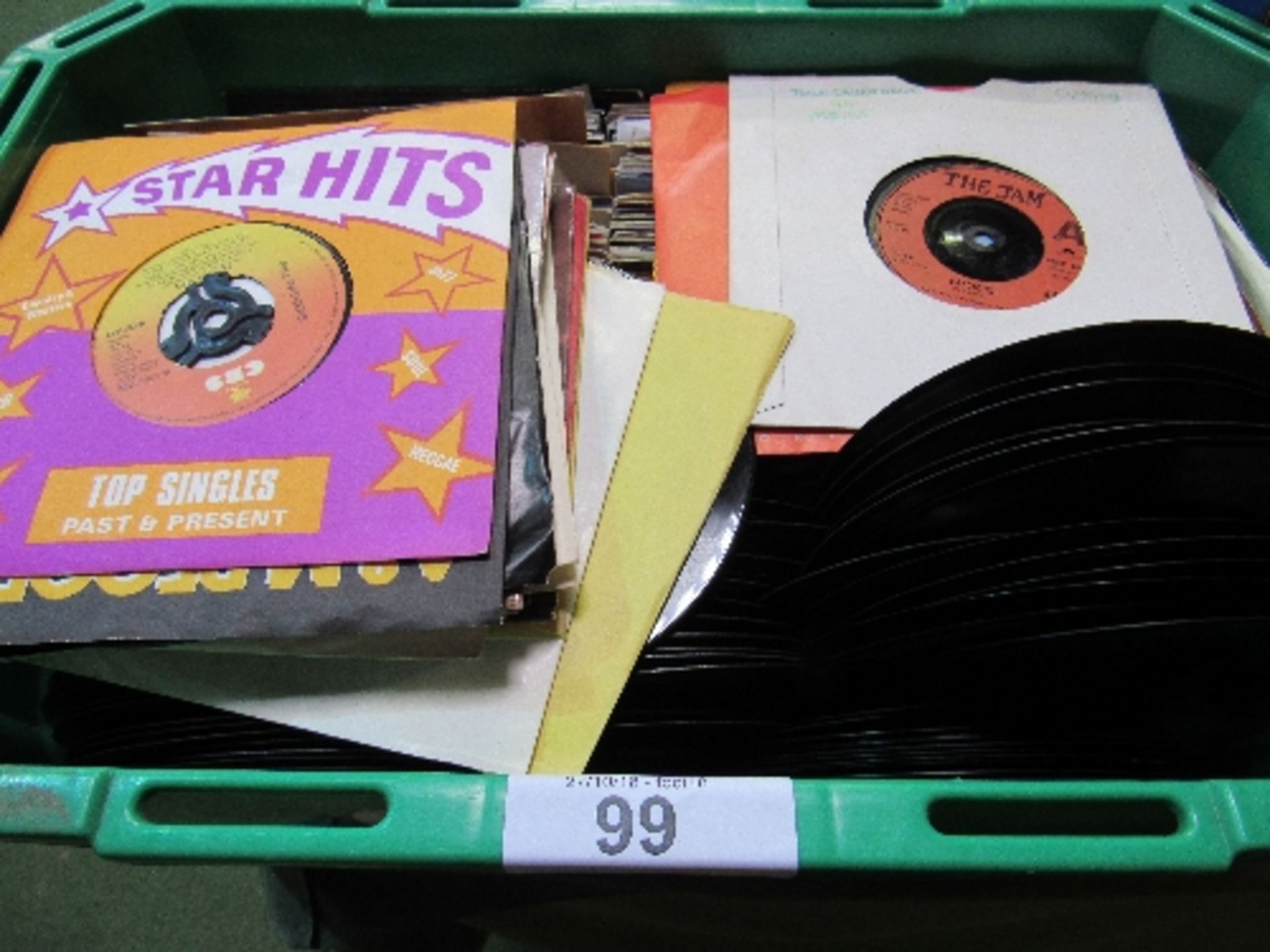 Approx 300 singles mainly from the 50's, 60's & 70's. Price guide £50-60.