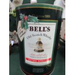 Bells Extra Special Old Scotch Whisky, Christmas 1989, 70cl, Wade Porcelain decanter, circular