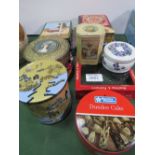 A qty of collectable tins including Huntley & Palmers. Price guide £10-15.