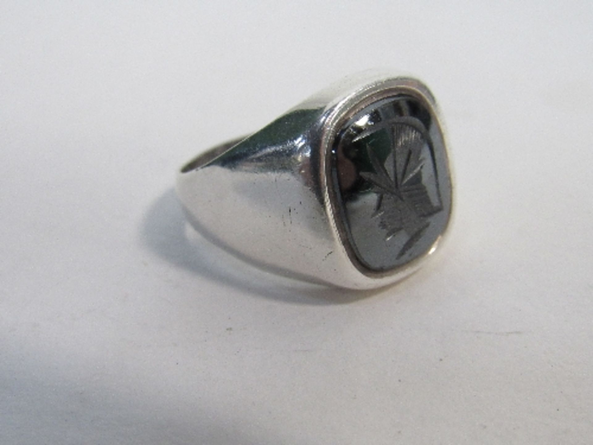 Gent's sterling silver Hematite signet ring, size V, Birmingham 1981. Price guide £25-30.