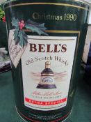 Bells Extra Special Old Scotch Whisky, Christmas 1990, 70cl, Wade Porcelain decanter, circular
