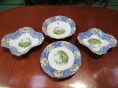 Wedgwood 'Louvre' 3 dishes & 6 plates. Price guide £25-35.