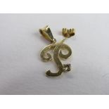 18ct gold & diamond pendant with letter 'P' & 18ct gold earring back, wt 2.7gms. Price guide £40-