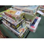 11 plastic model aircraft kits, boxed. Price guide £15-20.