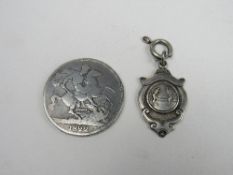 George IIII crown, dated 1822 & a silver boxing medallion, Dublin 1937. Price guide £20-30.