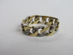 Yellow & white chain link band, the white links set with 4 diamond chips, wt 6.5gms. Price guide £