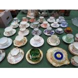 Qty of tea & coffee cups & saucers