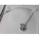 Swarovski necklace. Estimate £5-10.