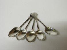 Set of 5 Georgian silver teaspoons, London 1828, maker TCS, engraved with the initial C, weight 2.