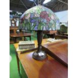 Metal Tiffany-style table lamp