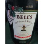 Bells Extra Special Scotch Whisky, Christmas 1988. Estimate £20-40.