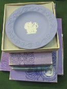 5 Wedgwood Jasperware dishes & plate in original boxes. Estimate £10-20.