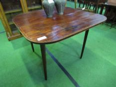 Mahogany gate-leg fold-over top tea table, 91cms x 89cms (open) x 71cms. Estimate £30-50.