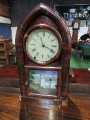 Jerome & Co pendulum lancet top mantel clock. Estimate £10-20.