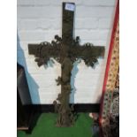 Cast iron ornate crucifix, height 111cms, width 59cms. Estimate £50-70.