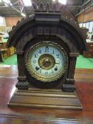 Ansonia Clock Co. Pendulum mantel clock. Estimate £10-20.