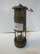 E Thomas & Williams Ltd of Aberdare paraffin safety lamp